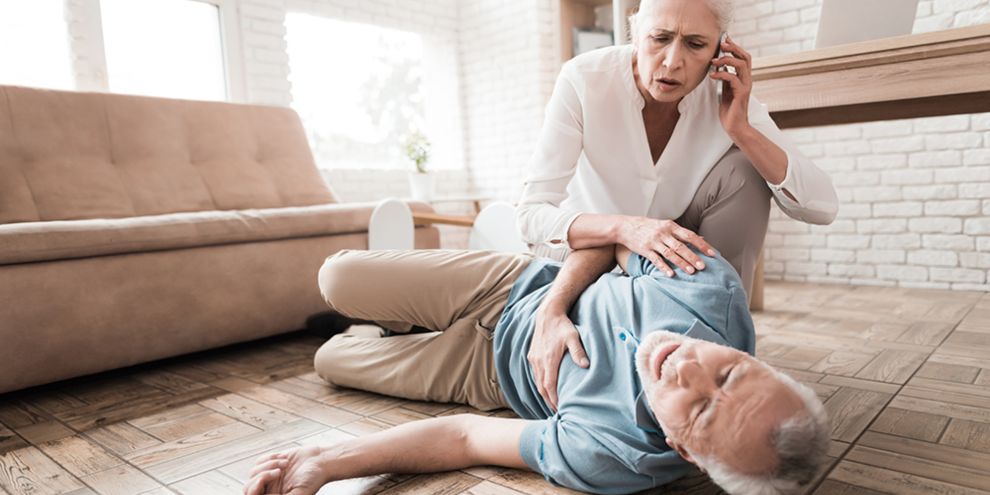 Đối Tượng Dễ Bị Đột Quỵ Mùa Hè: Cảnh Báo & Cách Phòng Tránh Hiệu Quả